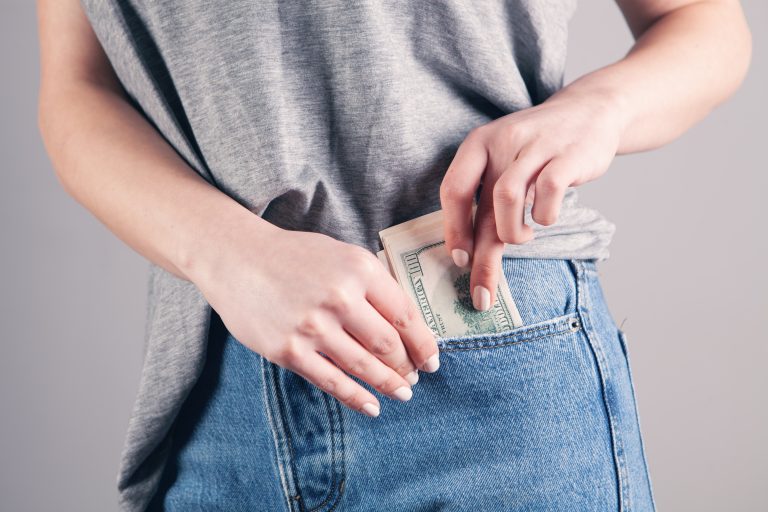 The Ultimate Guide to Saving Money Without Sacrificing Your Lifestyle